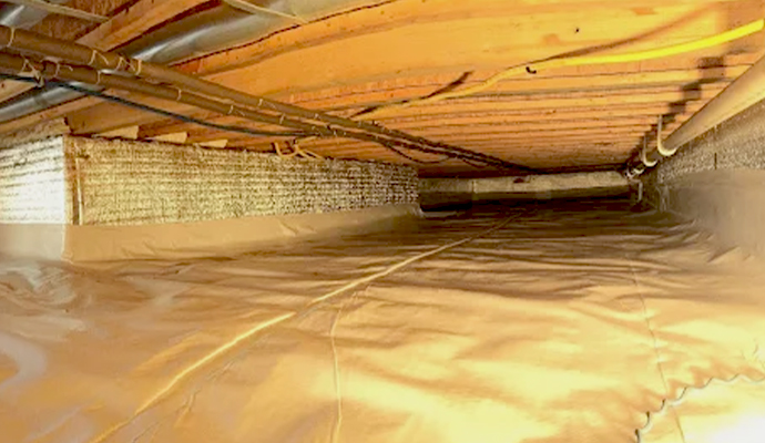 Clean encapsulated crawl space