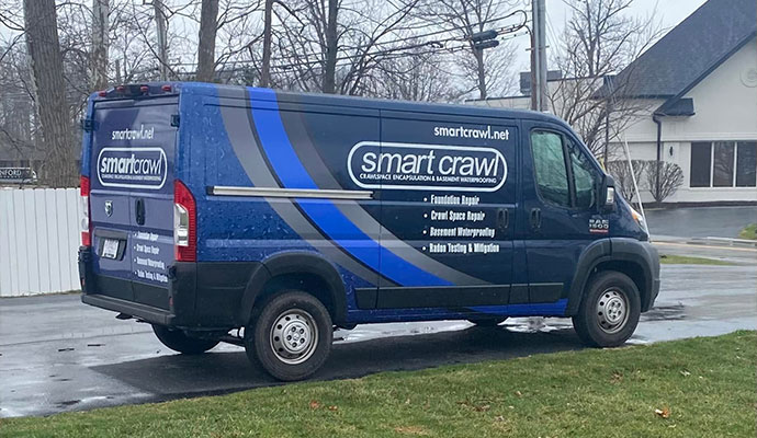 Smartcrawl service vehicle